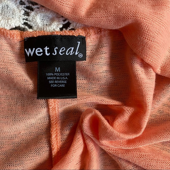 High-Low Tank Top - Picture 5 of 5